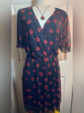 3 X  Collective Concepts Black Midi Dress with Red Lip Print